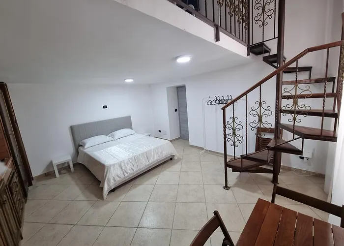 B&b casa (le porte di napoli)